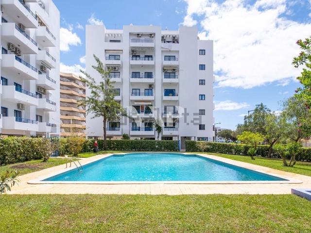 Apartamento venda em Quarteira