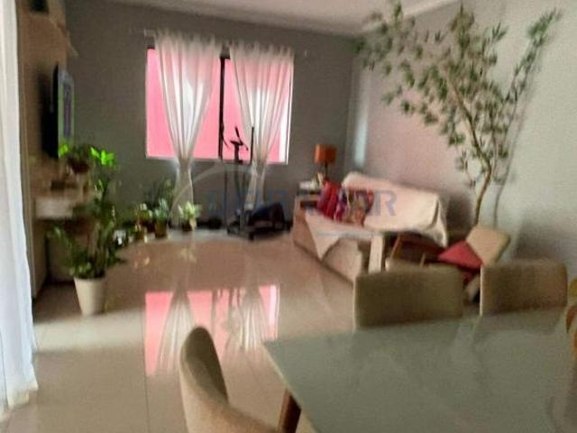Apartamento venda em Região Geográfica Imediata do Distrito Federal, Região Integrada de Desenvolvimento do Distrito Federal e Entorno