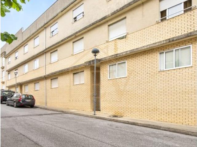 Apartamento venda em Assento, Guimarães