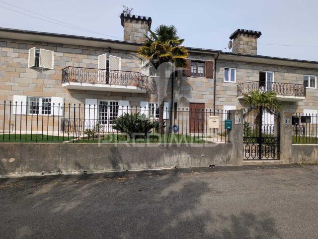 Apartamento venda em Figueiró, Porto