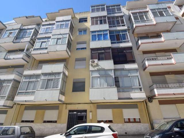 Apartamento venda em Ramalha, Almada