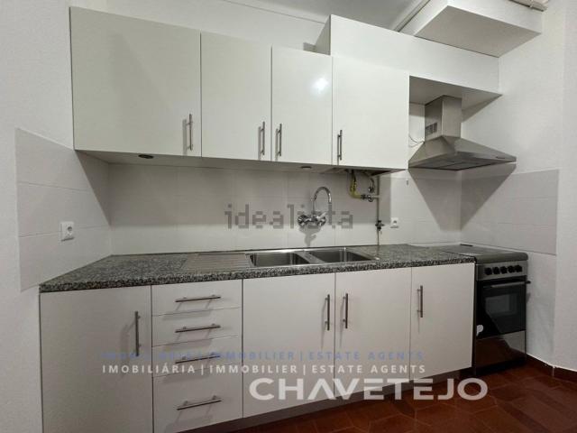 Apartamento alugar em Corredora do Mestre, Tomar