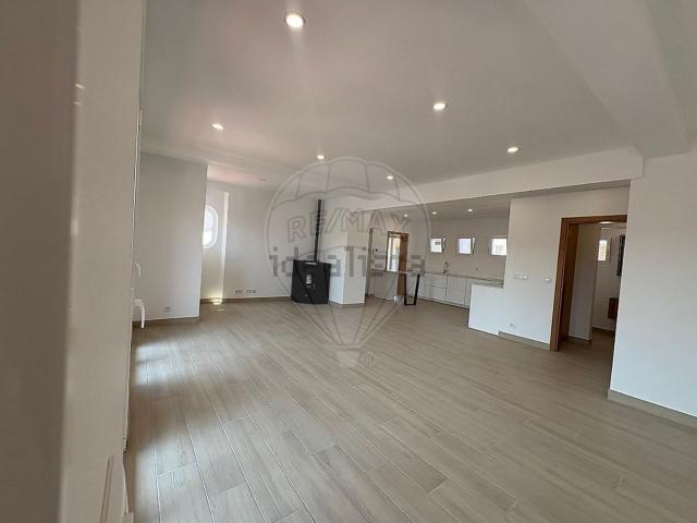 Apartamento alugar em Algarvias, Tomar
