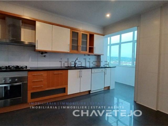 Apartamento alugar em Colégio Nuno Álvares, Tomar