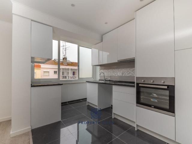 Apartamento venda em Urbanização Serra das Brancas, Amadora