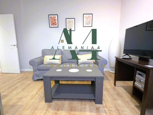 Piso en venta en Margallo, Cáceres