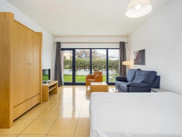 Casa venda em Albufeira e Olhos de Água, Albufeira