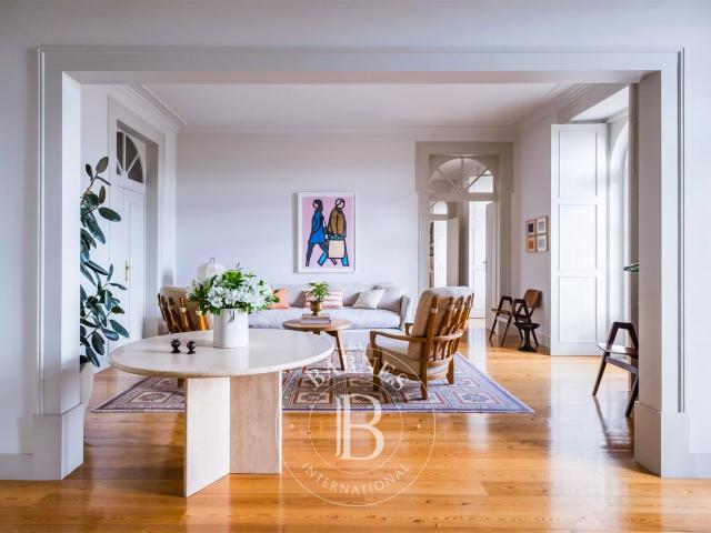 Apartamento venda em Misericórdia, Lisboa