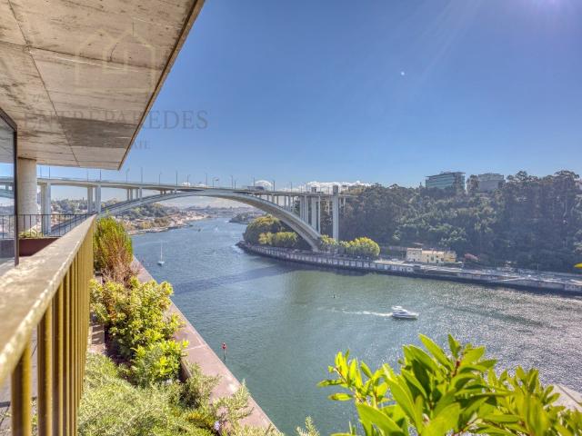 Apartamento venda em Porto, Lordelo Do Ouro