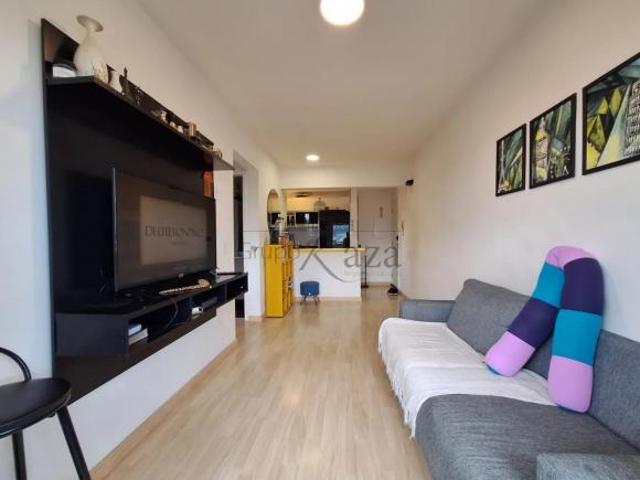 Apartamento venda em Região Imediata de São José dos Campos, Região Metropolitana do Vale do Paraíba e Litoral Norte