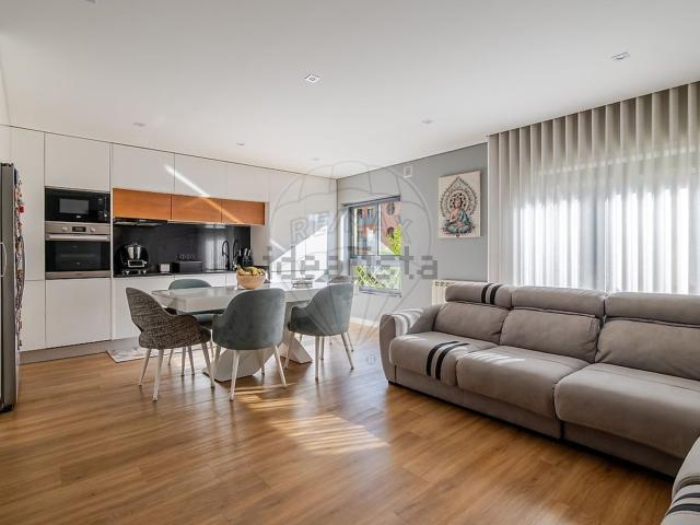 Apartamento venda em Valongo, Porto