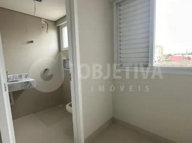 Apartamento venda em Região Geográfica Imediata de Uberlândia, Oliveira Fortes