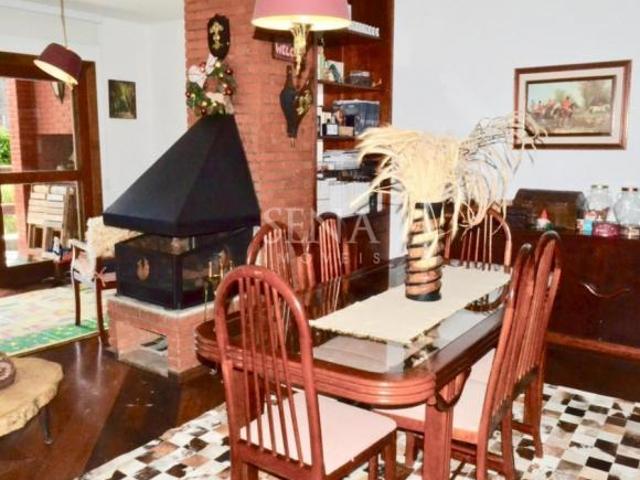 Casa venda em Região Imediata de Taubaté-Pindamonhangaba, Região Metropolitana do Vale do Paraíba e Litoral Norte