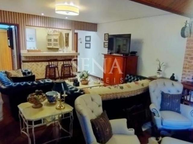 Casa venda em Região Imediata de Taubaté-Pindamonhangaba, Região Metropolitana do Vale do Paraíba e Litoral Norte