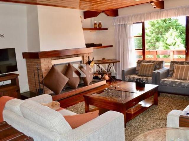 Casa venda em Região Imediata de Taubaté-Pindamonhangaba, Região Metropolitana do Vale do Paraíba e Litoral Norte