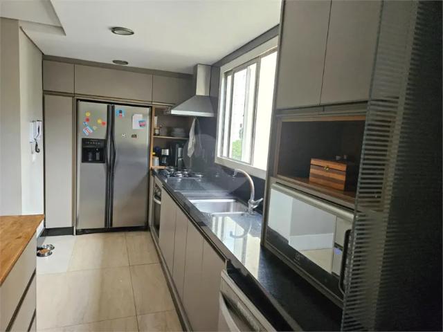 Apartamento venda em Região Imediata de São Paulo, Região Metropolitana de São Paulo
