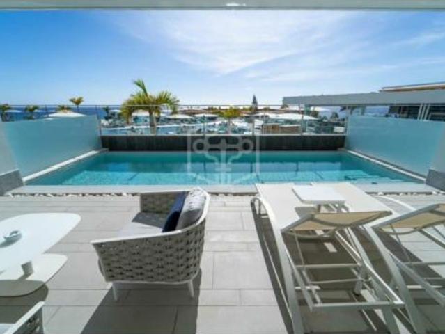Apartamento en venta en La Caleta, Adeje