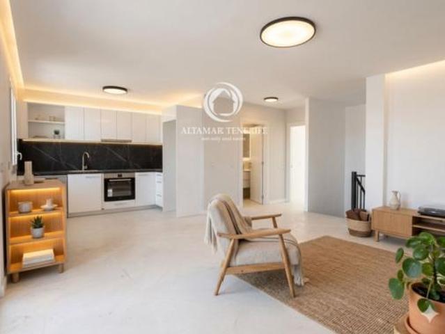 Apartamento en venta en La Hoya, Adeje
