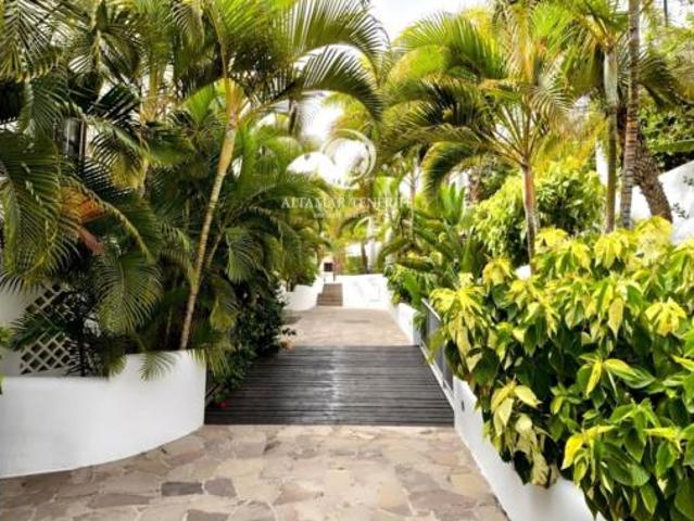 Apartamento en venta en Playa Paraíso, Adeje
