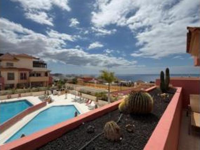 Apartamento en venta en Playas del Duque, Adeje