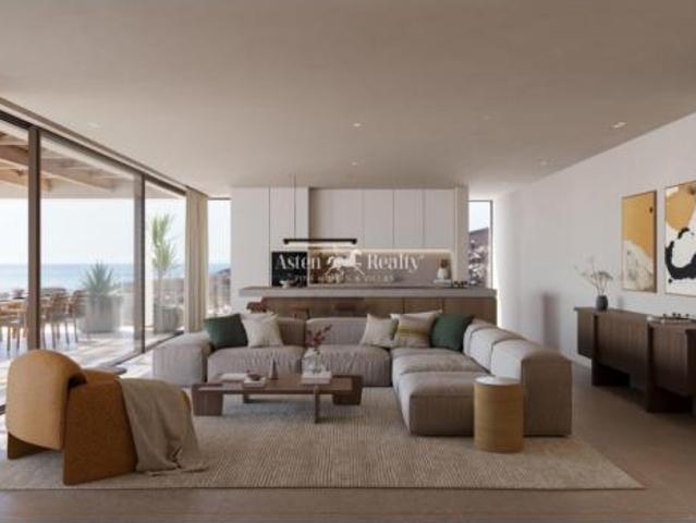 Apartamento en venta en La Caleta, Adeje