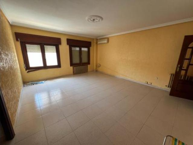 Apartamento en venta en Almadén, Castilla-La Mancha