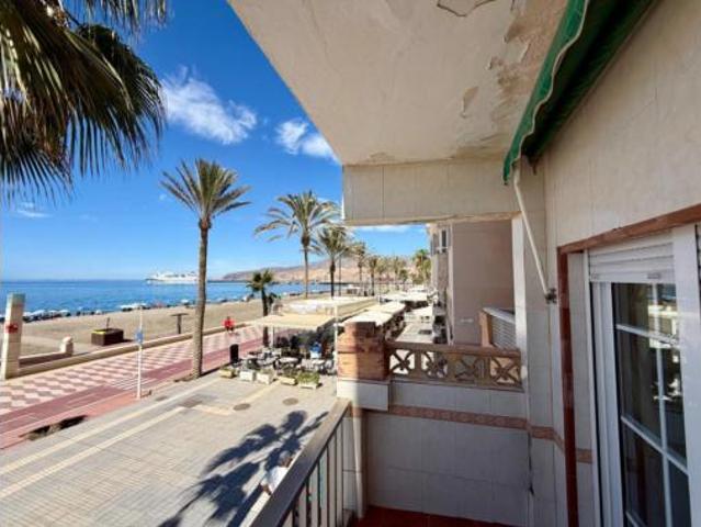 Apartamento en venta en El Zapillo, Almería
