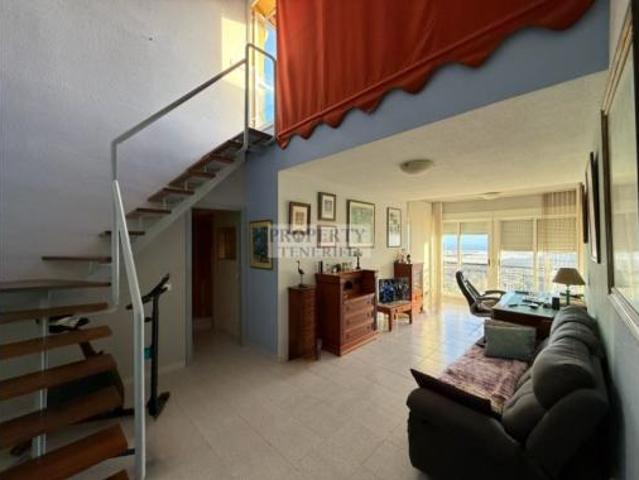 Apartamento en venta en Parque de la Reina, Arona