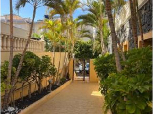Apartamento en venta en Los Cristianos, Arona