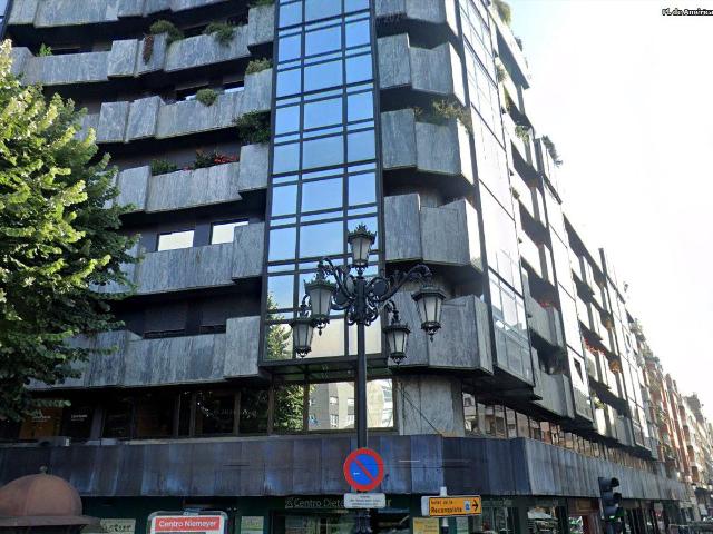 Piso en venta en Llamaquique, Oviedo
