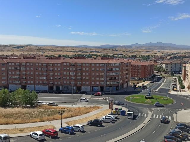 Piso en venta en Ávila, Castilla y León