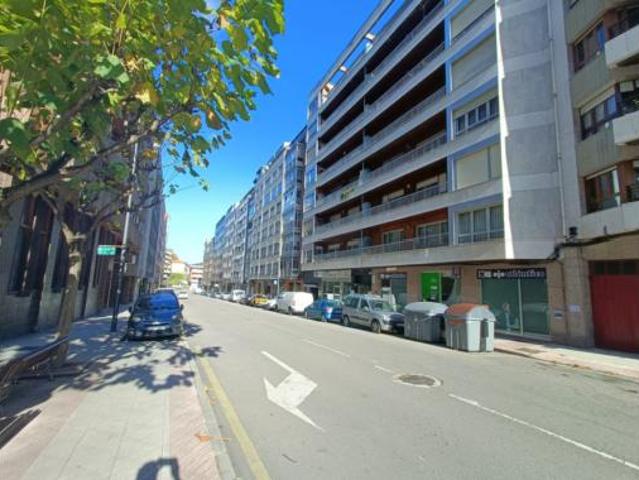 Apartamento en venta en Avilés, Asturias