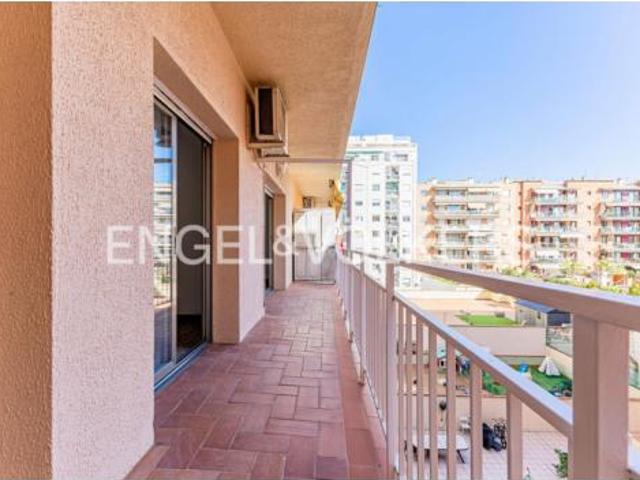 Piso en venta en Sant Martí, Barcelonès