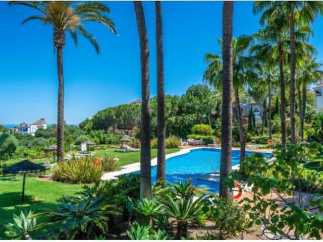 Apartamento en venta en Artola, Costa del Sol Occidental