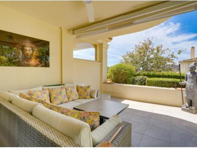 Apartamento en venta en La Alqueria, Benahavís