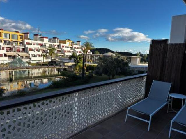 Apartamento en venta en Parque Botánico Las Lomas del Guadalmina, Costa del Sol Occidental