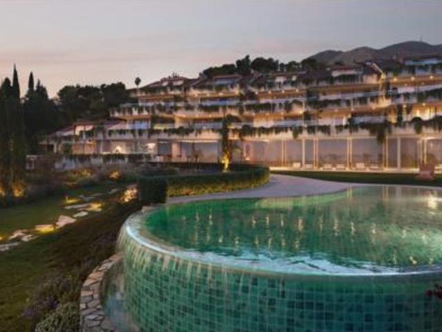 Apartamento en venta en La Perla-Torremuelle, Costa del Sol Occidental
