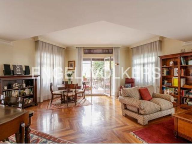 Apartamento en venta en Uribarri, Bilbao