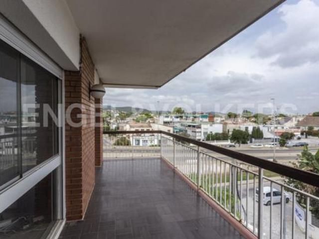 Piso en venta en les Botigues, Baix Llobregat