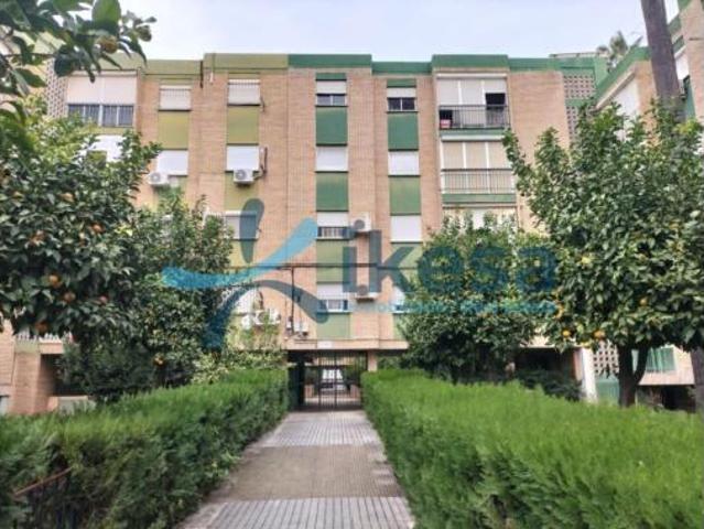 Apartamento en venta en Castilleja De La Cuesta, Andalucía