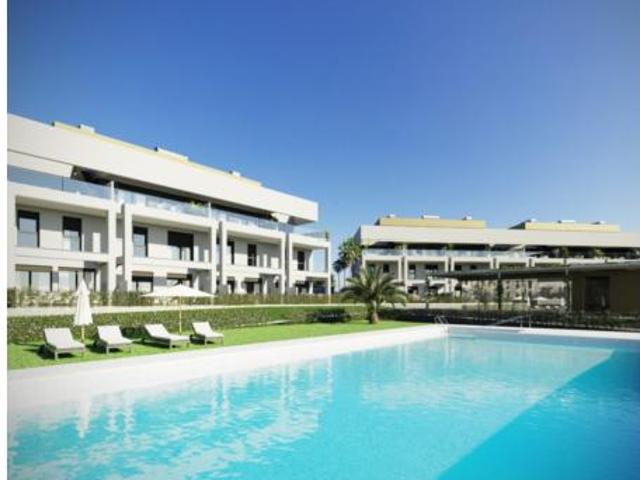 Apartamento en venta en Estepona, Bel-Air