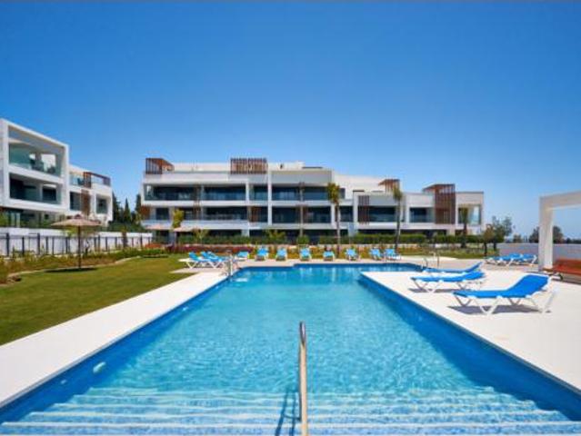 Apartamento en venta en Estepona, Bel-Air