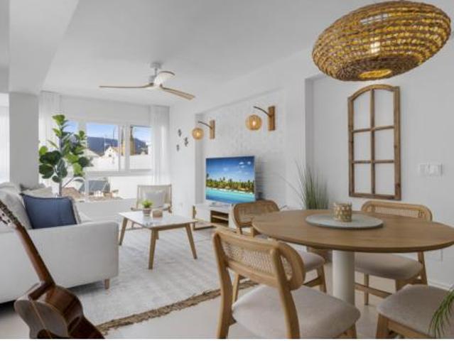 Apartamento en venta en Barriada Islas Canarias, Costa del Sol Occidental