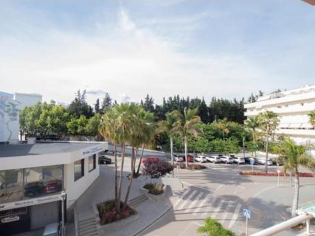 Apartamento en venta en Barriada Islas Canarias, Costa del Sol Occidental