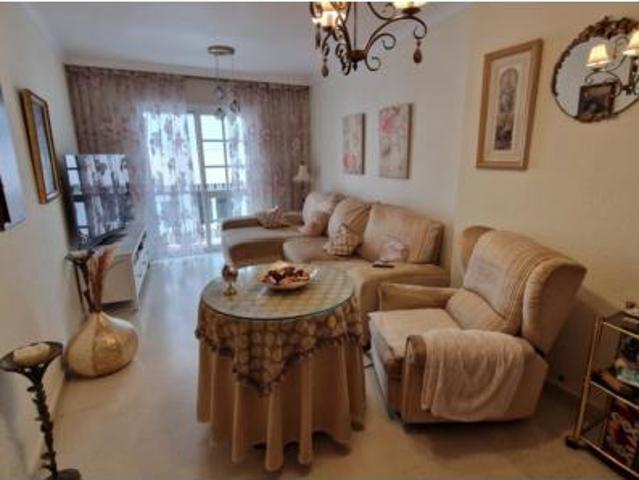 Apartamento en venta en Barriada Islas Canarias, Costa del Sol Occidental