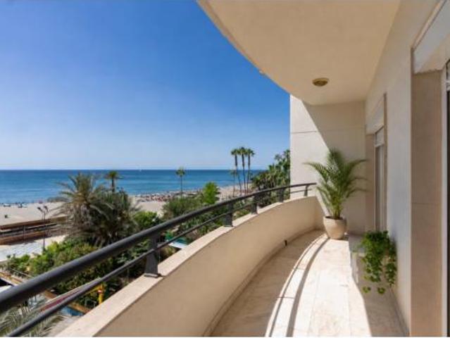 Apartamento en venta en Barriada Islas Canarias, Costa del Sol Occidental