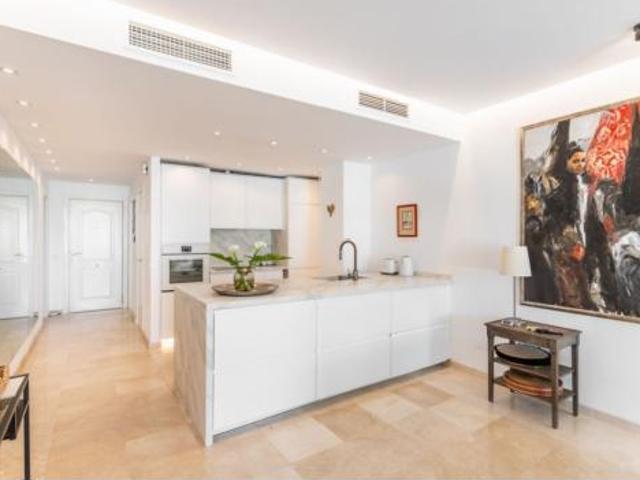 Apartamento en venta en Barriada Islas Canarias, Costa del Sol Occidental