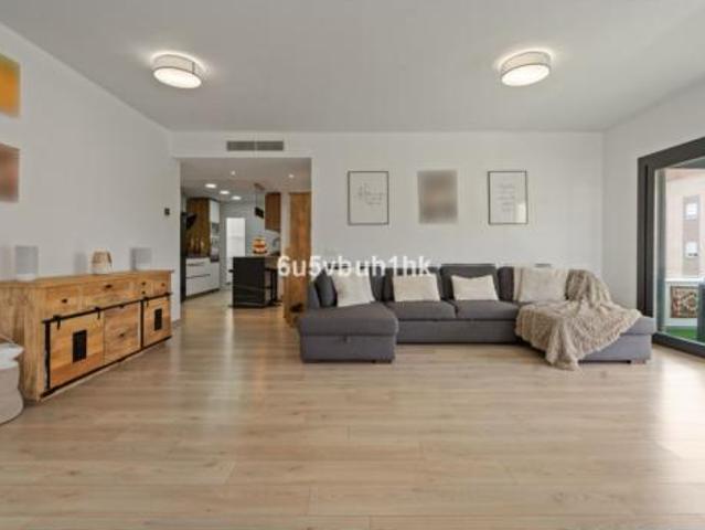 Ático en venta en Barriada Islas Canarias, Estepona