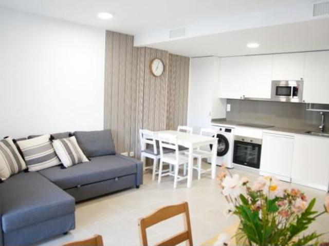 Apartamento en venta en Balcones del Mar, Estepona