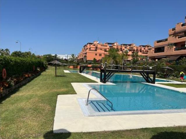 Apartamento en venta en Estepona, Punta La Plata